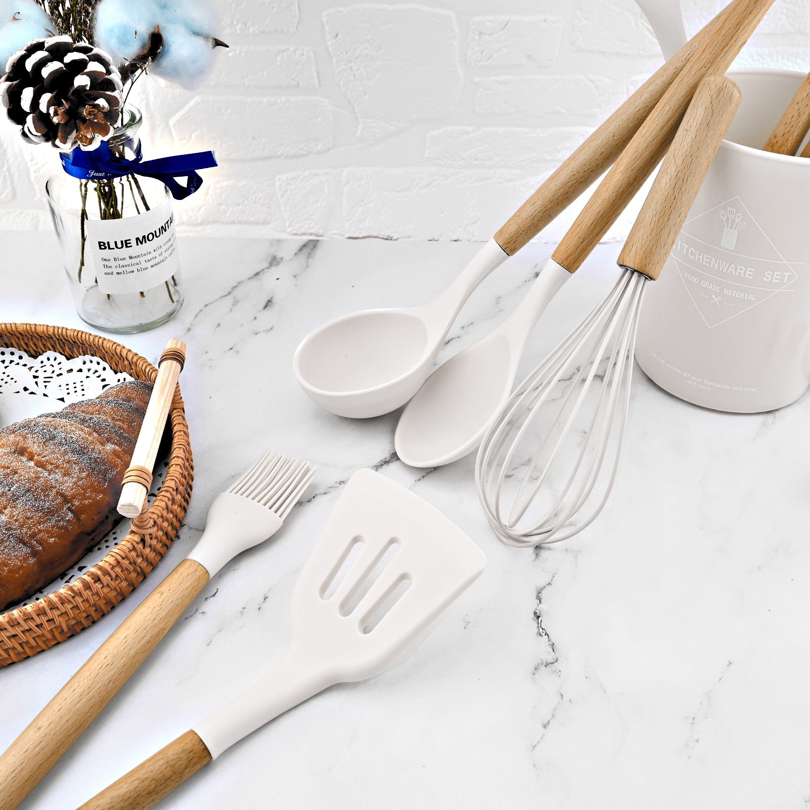 basic-kitchen-utensil-setkitchenliving-simply-house-419117